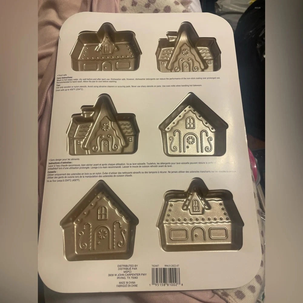 Celebrate It Gingerbread House Cookie Pan Metal Cookie Cutters Sheet